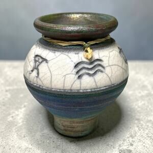 Benjamin Diller Hawaiian Lava Raku Handmade Petroglyph Stoneware Art Vase 5.5”